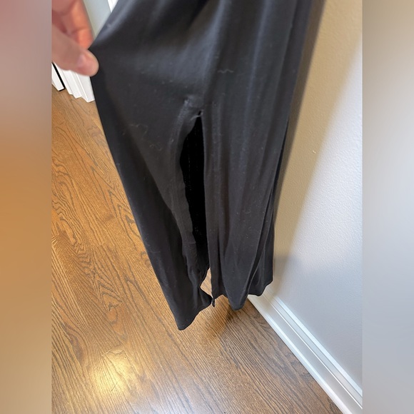 A Pea in the Pod - Black Maxi Side Ruched Maternity Dress - Size Large - Picture 4 of 5